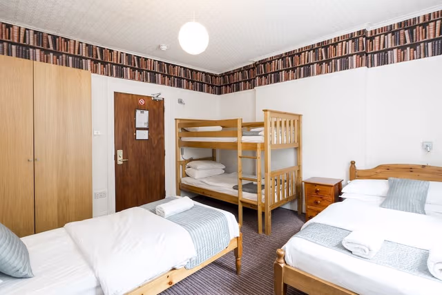 Room for 5 people with shared bathroom