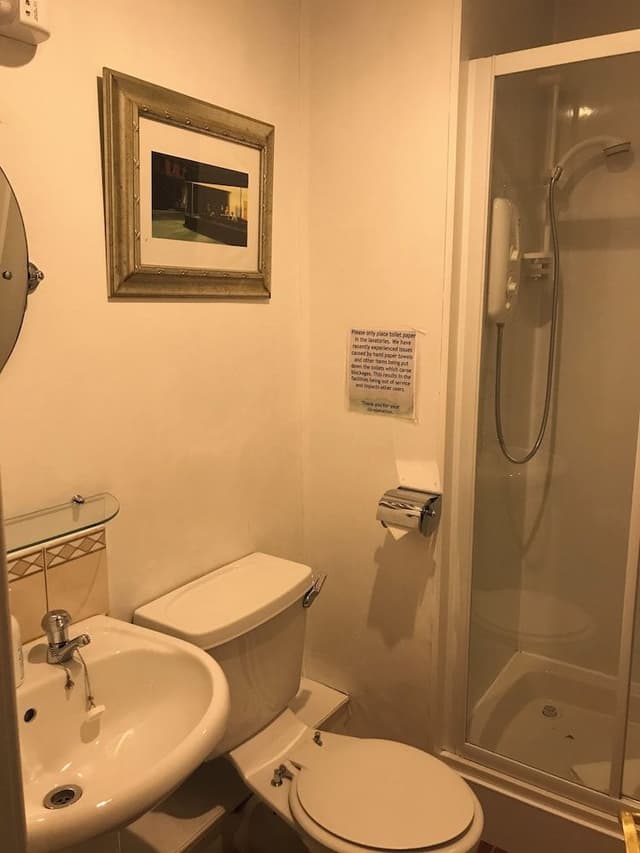 Double Room, Ensuite (Room 4)