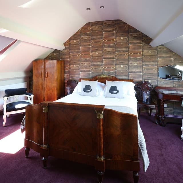 Superior Double Room (8)