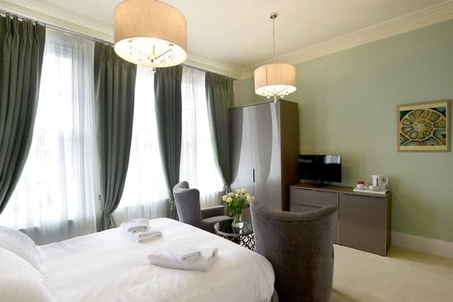 Signature Suite, Sea View