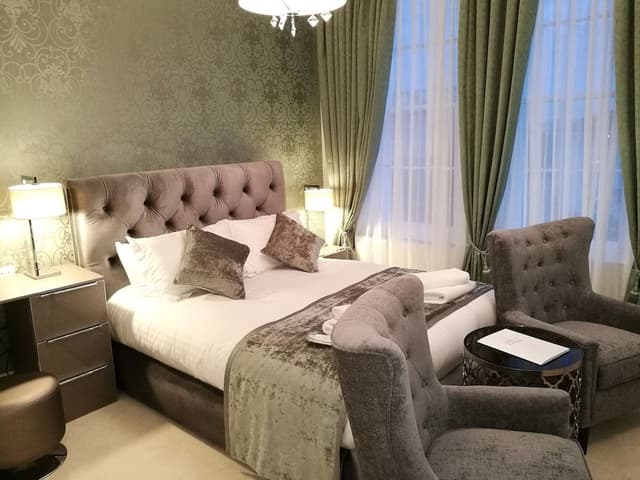 Signature Suite, Sea View