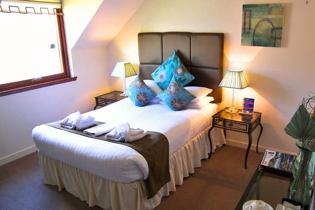 Double Room (Room only)