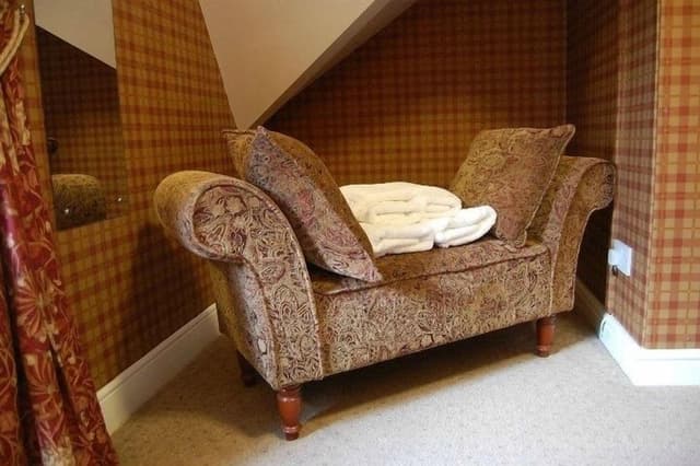 Suite, Jetted Tub (King)