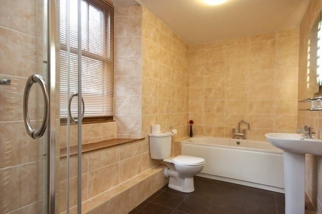Suite, Jetted Tub (King)