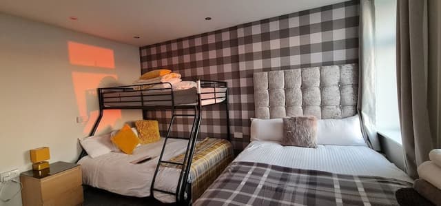 Double Room (Family Bunk Beds + Sea View)