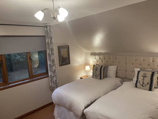 Comfort Cottage, Accessible, Ensuite (Two stories)