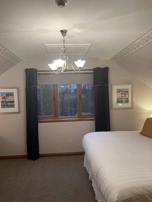 Comfort Cottage, Accessible, Ensuite (Two stories)