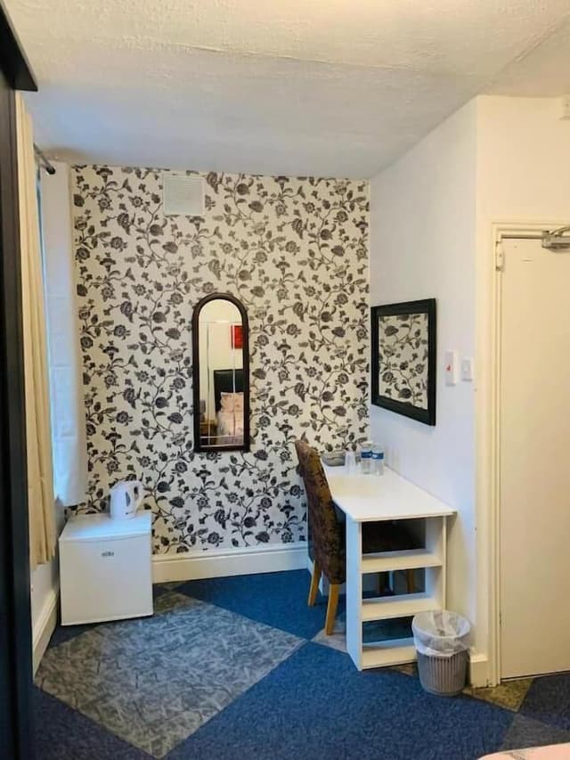 Comfort Triple Room