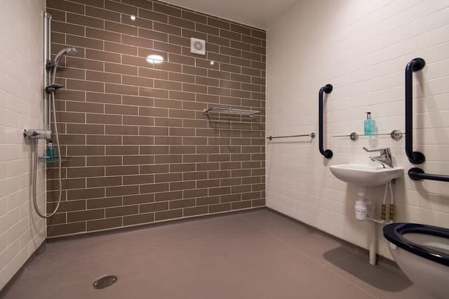 Double Room (Disability Access)