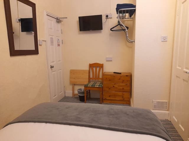 Triple Room, Ensuite