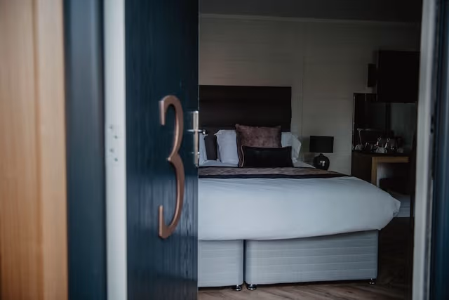 Luxury Cabin, 1 King Bed
