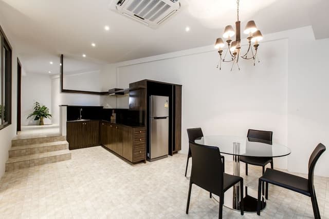 2 Bedrooms Apartment, Golf Side