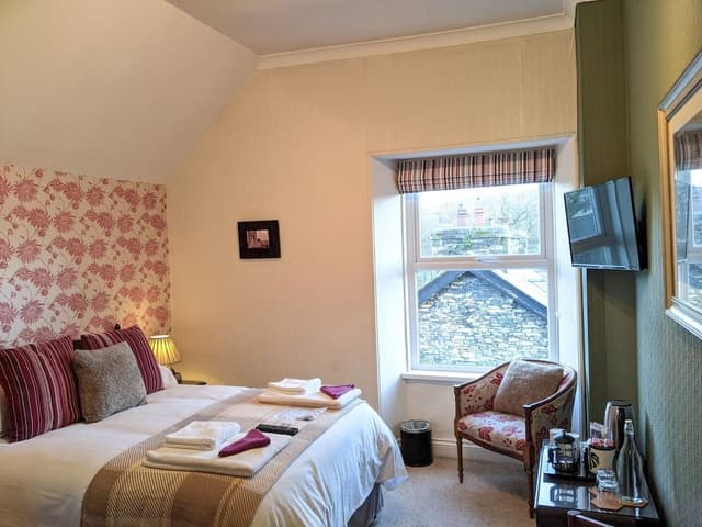 Double Room (Room 5)