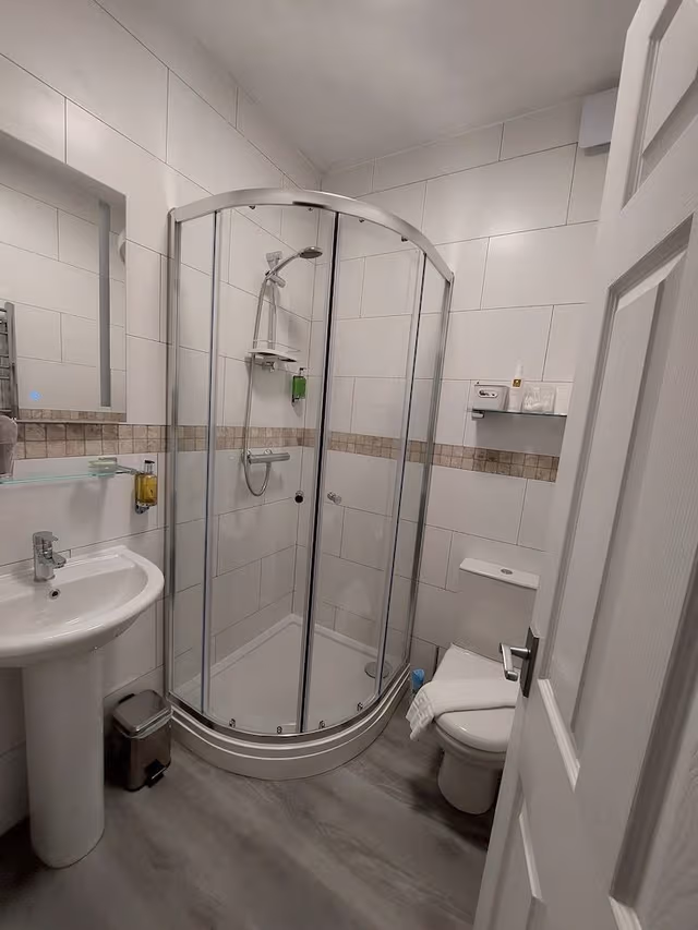 Double or Twin Room (Room 3)