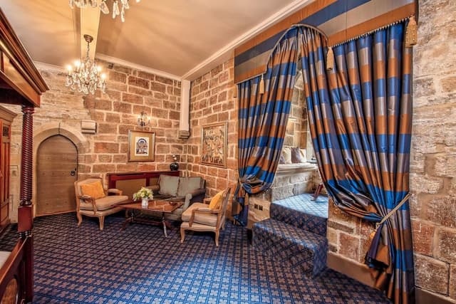 The Radcliffe Suite