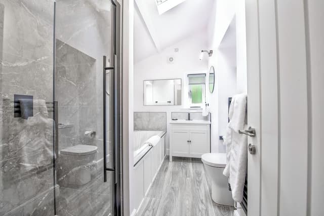 Toll Bar Luxury Villa