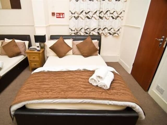Triple Room, Ensuite