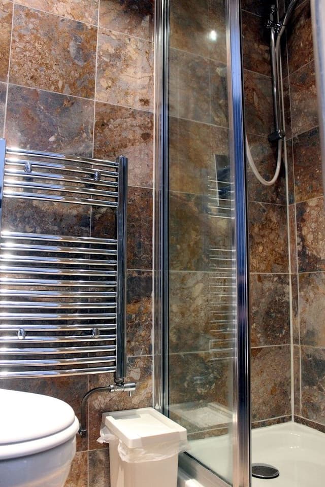 Twin Room, Ensuite