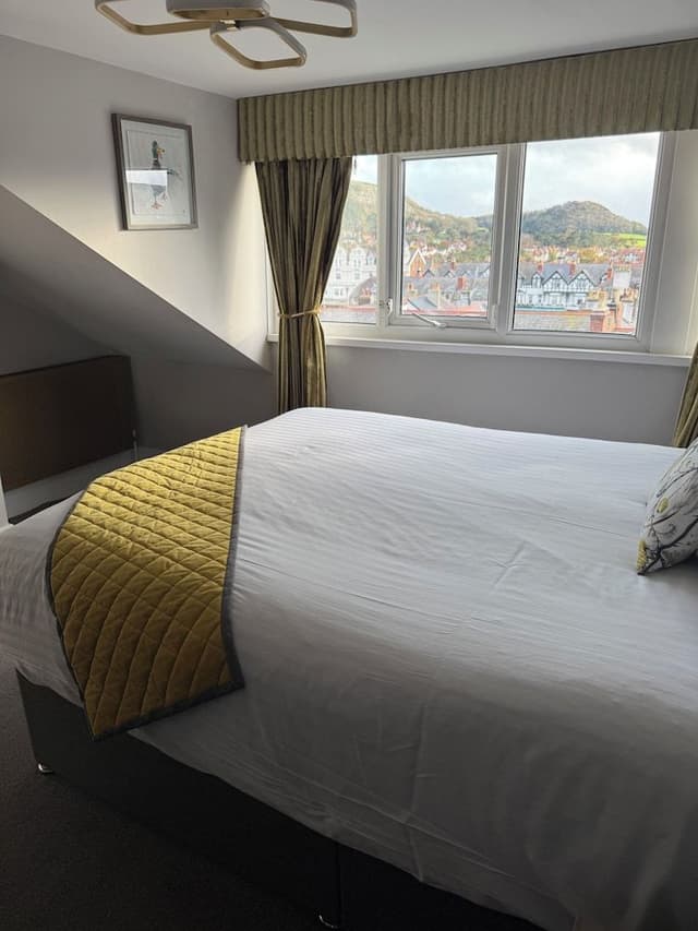 Club Double or Twin Room, 1 Double Bed, Sea View, Sea Facing