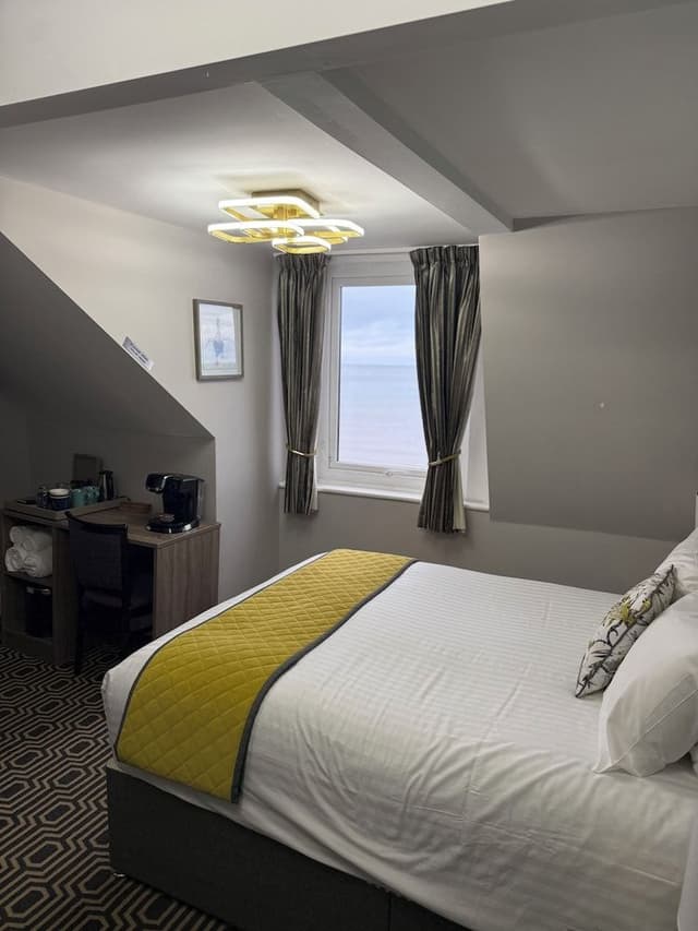 Club Double or Twin Room, 1 Double Bed, Sea View, Sea Facing