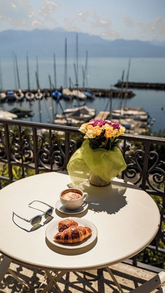 Deluxe Double Room, Balcony, Lake View