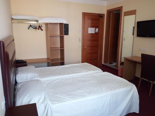 Classic Twin Room