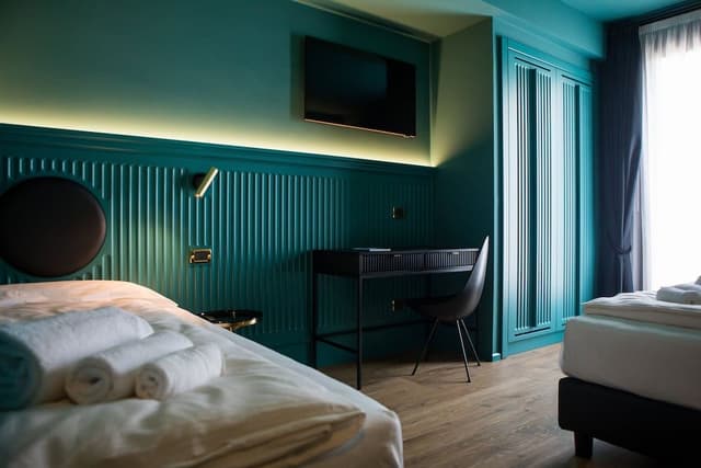 Triple Room, Balcony