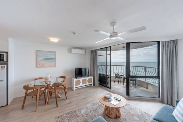 One-Bedroom Apartment with Ocean View Deluxe