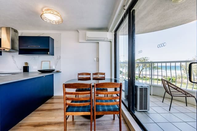 Two-Bedroom Apartment with Ocean View Deluxe