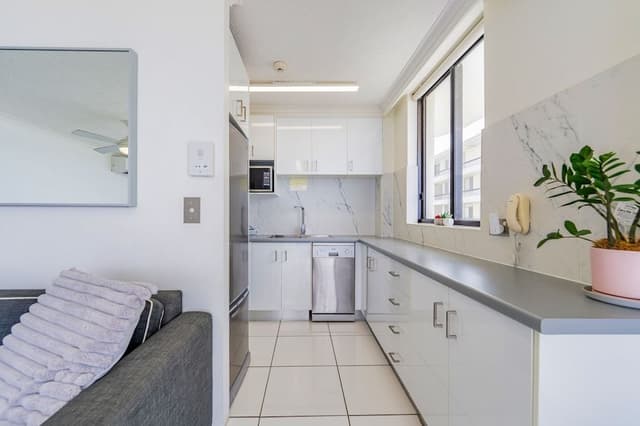 One-Bedroom Apartment with Ocean View Deluxe