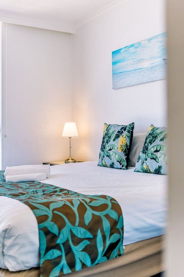One-Bedroom Apartment with Ocean View Standard (Higher Floor)
