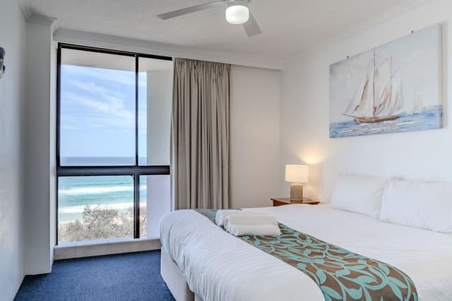 One-Bedroom Apartment with Ocean View Standard (Higher Floor)