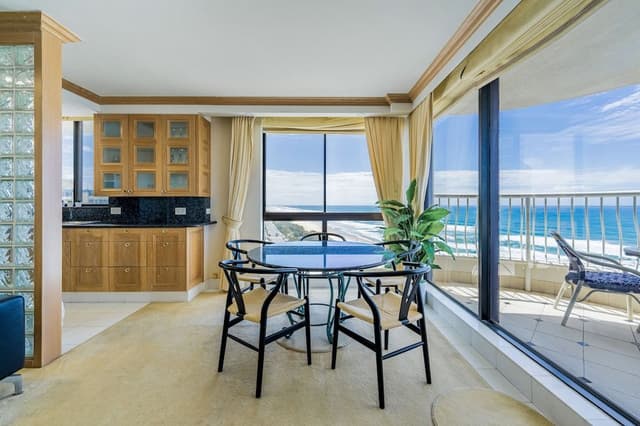 One-Bedroom Apartment with Ocean View Deluxe