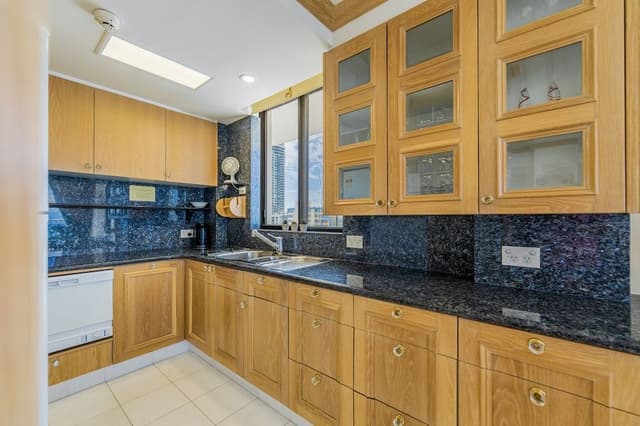 One-Bedroom Apartment with Ocean View Deluxe