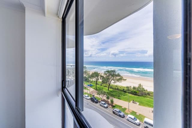 One-Bedroom Apartment with Ocean View Deluxe