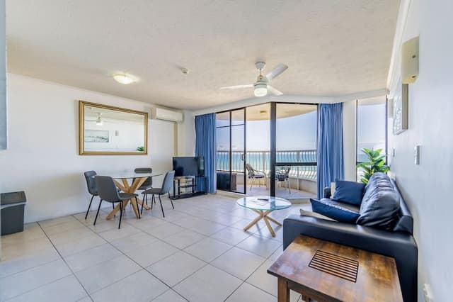 One-Bedroom Apartment with Ocean View Standard (Higher Floor)
