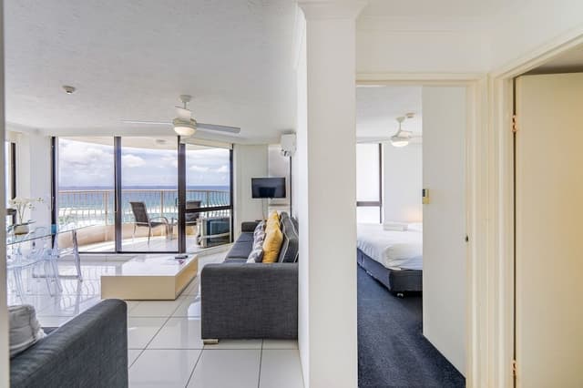 One-Bedroom Apartment with Ocean View Deluxe
