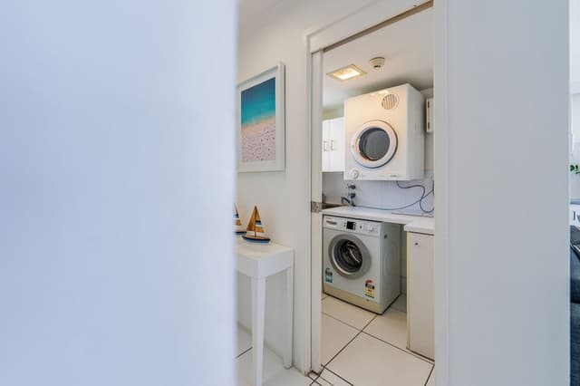 One-Bedroom Apartment with Ocean View Deluxe