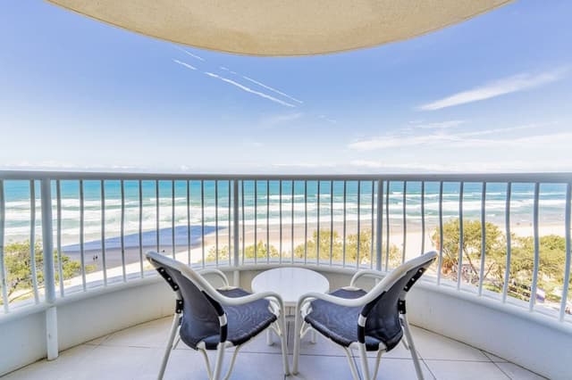 One-Bedroom Apartment with Ocean View Standard (Higher Floor)