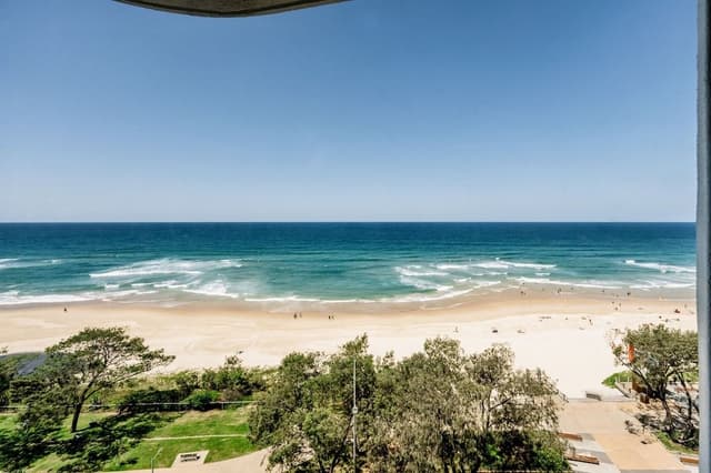 One-Bedroom Apartment with Ocean View Standard (Higher Floor)