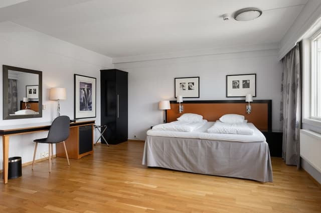 Junior Room