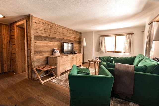 Suite (Maiensaess Stube)