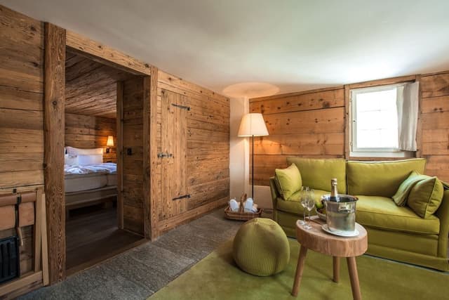 Suite (Maiensaess Stube)