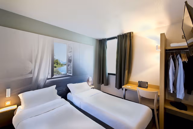 Twin Room