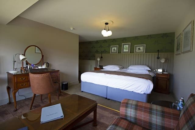 Deluxe Double or Twin Room