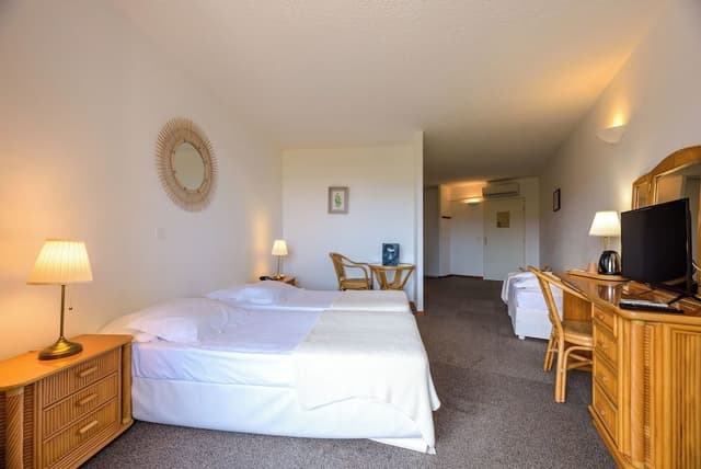 Triple Room, Balcony