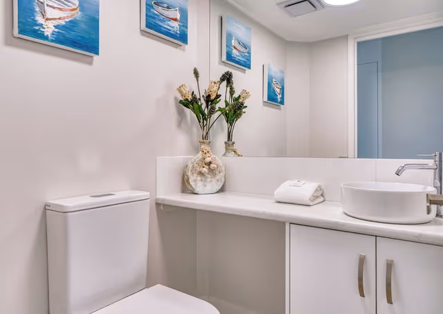 3 Bedroom Marina View Apartment