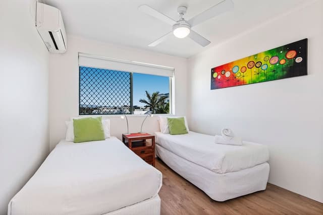 3 Bedroom Marina View Rooftop Apartment