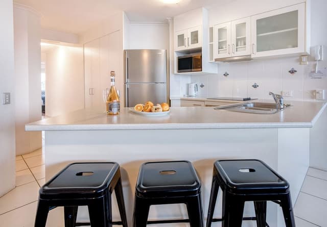 3 Bedroom Marina View Rooftop Apartment