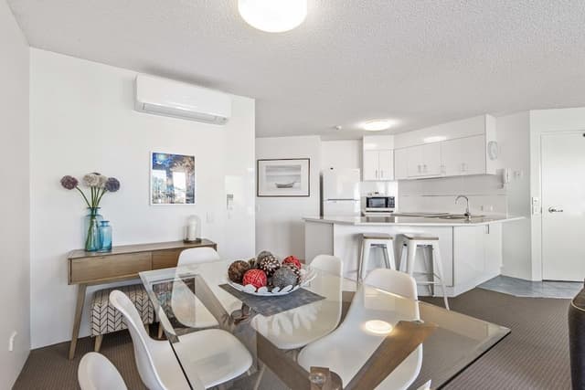 2 Bedroom Marina View Apartment
